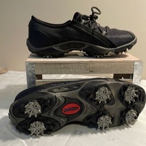 Woman’s golf shoes